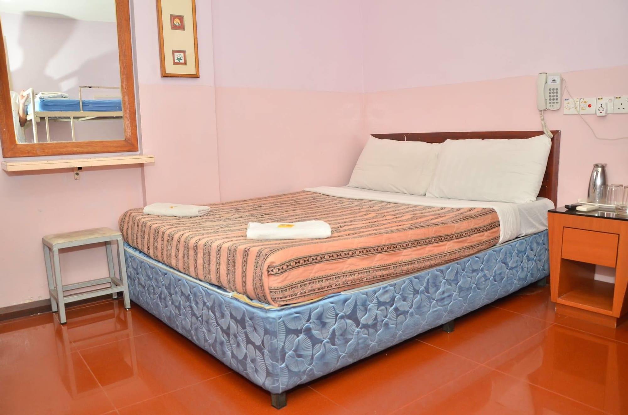 J &J Hotel Kota Kinabalu Kültér fotó