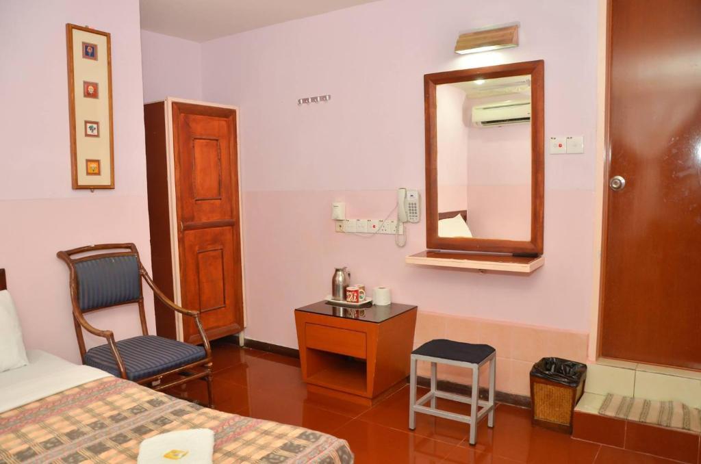 J &J Hotel Kota Kinabalu Kültér fotó