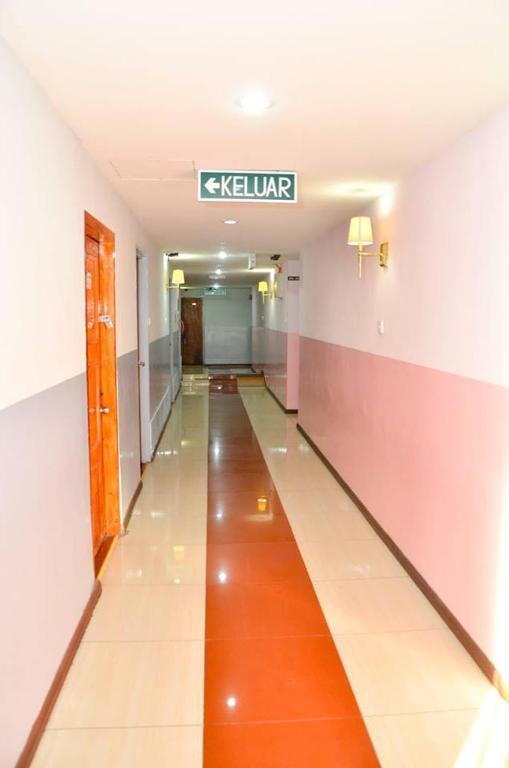 J &J Hotel Kota Kinabalu Kültér fotó