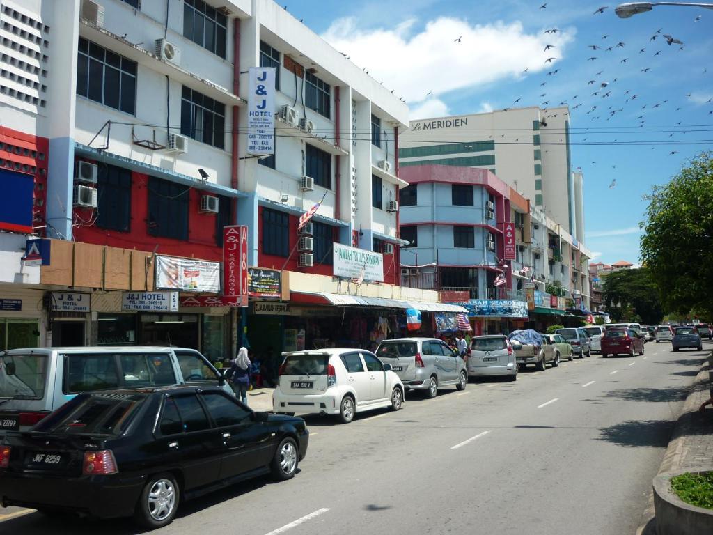 J &J Hotel Kota Kinabalu Kültér fotó